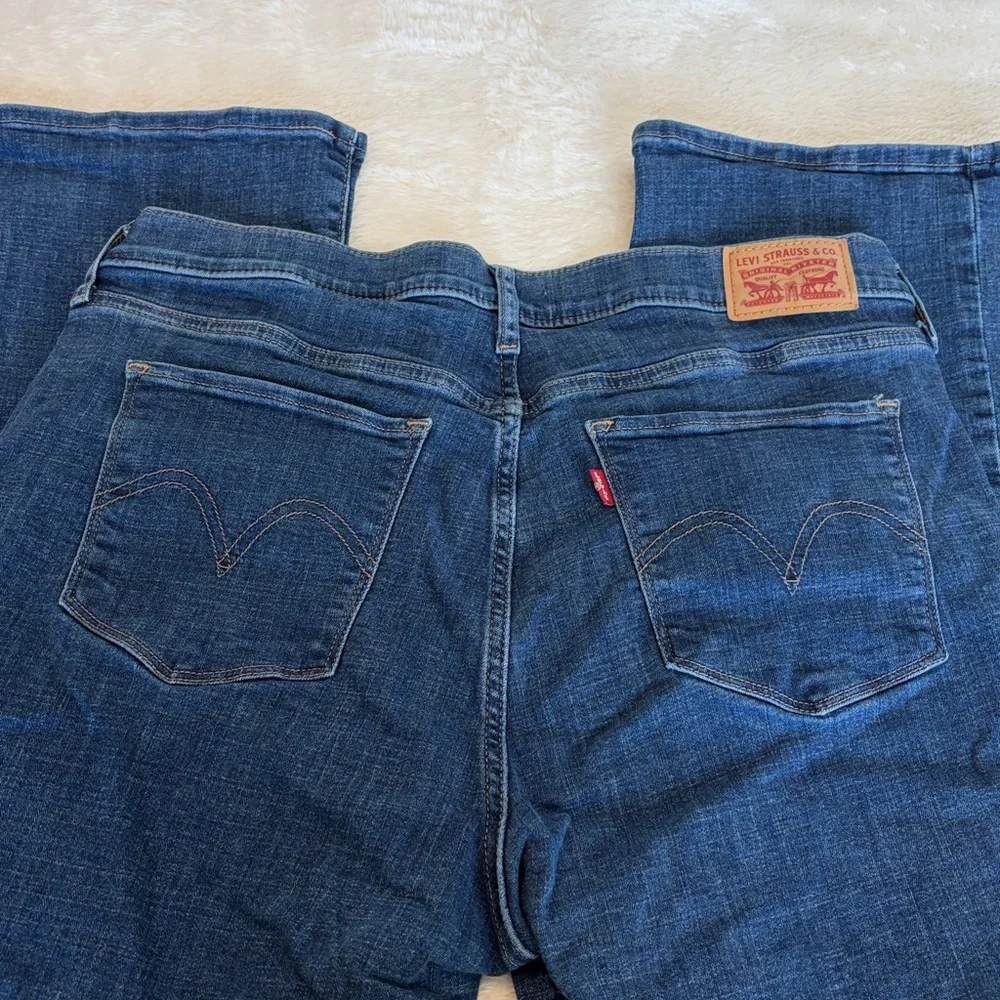 Levi's Women's Classic Bootcut Jeans | Medium Wash | Size 14